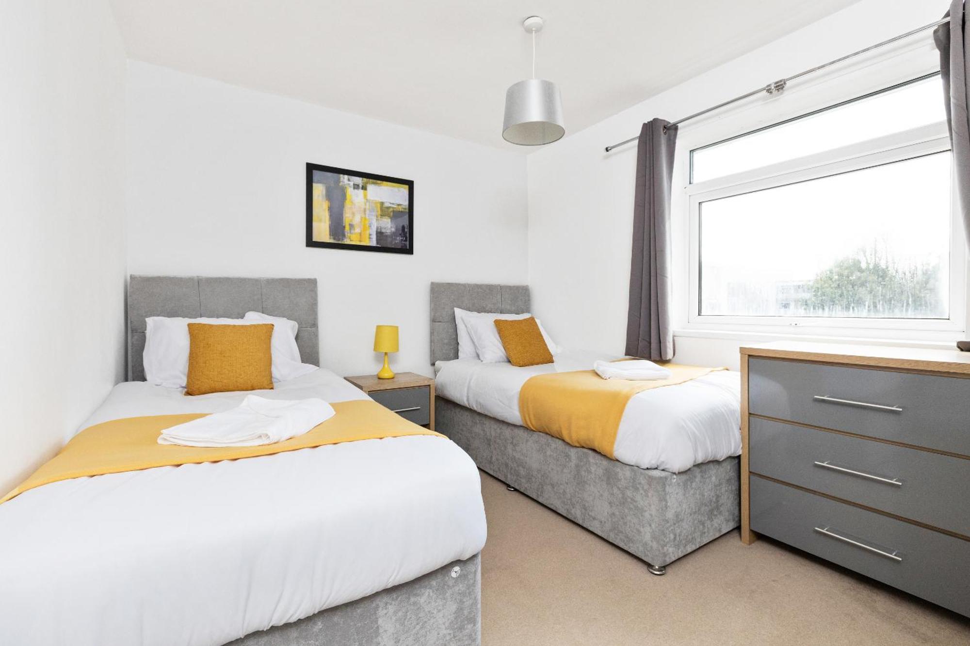 شقة Opp B'Ham - Freshly Refurbished Walls And Carpets! Big Savings Booking 7 Days Or More! مارستون غرين المظهر الخارجي الصورة